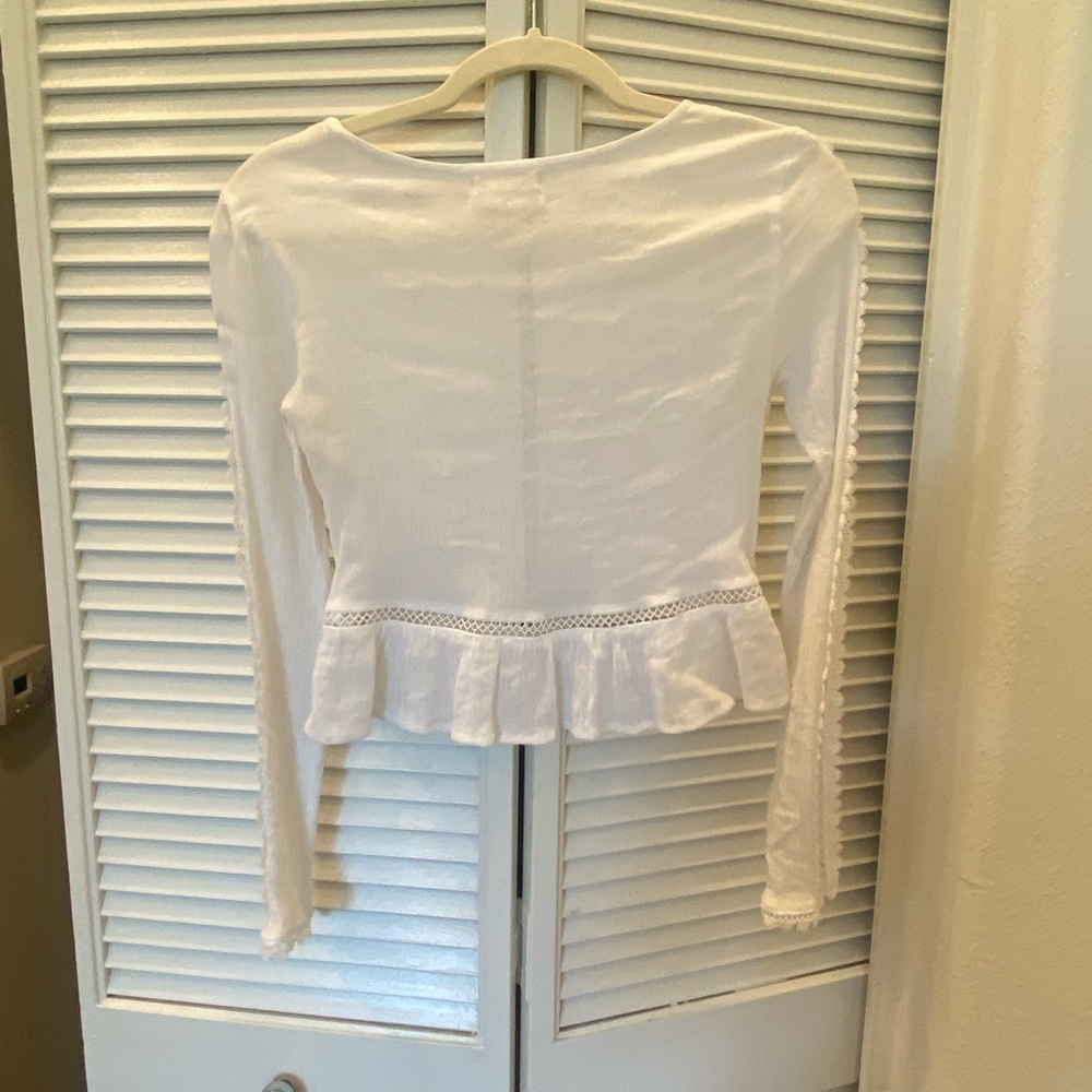 Urban Outfitters White Lace Top Size XS - Picture 9 of 13